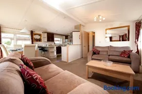 Sandy Glade Holiday Park - Image 1