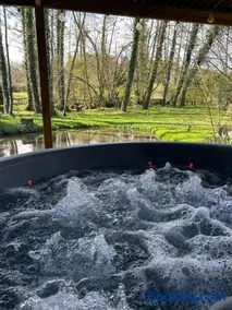 Chalet dans la nature avec spa - Image 1