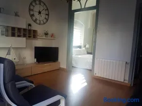 Apartamento con vistas a la Marina Real - Image 3