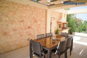 Luxury Villa with Pool in Athens Riviera - Image 3