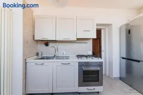 Wow Waterfront Apartment - Image 5