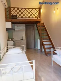 Stratos family apartments & studios - Image 1