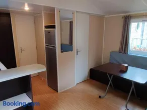 Mobil home avec Terrasse, 2 Chambres, 5 Personnes - API-1-52-1140 - Image 1