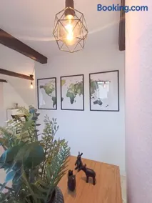 Beautiful 2 bedroom Apartment center of city - Image 2