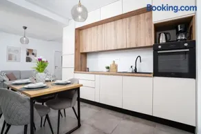 Honoris Apartment - Brand new - Private parking - 90 m from the beach- Terrace - Image 2