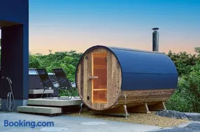 KeiU-Yakushima Guest House - Image 2