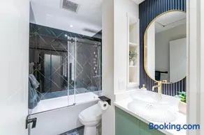 Luxury 3 Bedroom House with Spa-Like Washrooms with Smart toilets and Airconditioner - Image 5