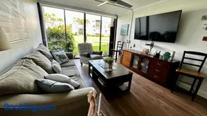 Excellent beach front community, golf course, tennis, sunny weather year round! - Image 2
