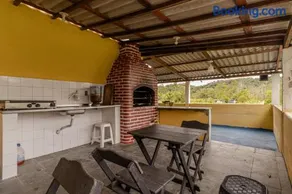 Casa com Piscina e Churrasqueira em Juquiazinho - Image 5