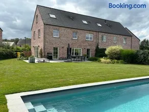 Brabant house with pool - Image 4