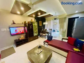 Modern and Luxurious Apartment - Image 1