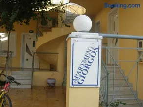 Giorgos Apartments - Image 1