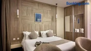 Twins Boutique Hotel - Image 3