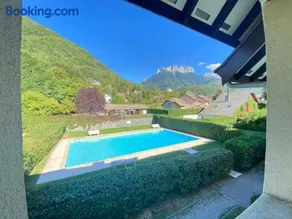 Appartement 3 pièces avec piscine, proche du lac à Annecy - Image 1