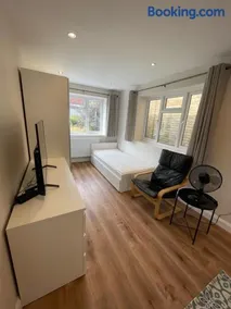 The Comfort Suite - Image 2