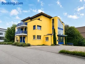 HelloStay Zug Studios - Image 3