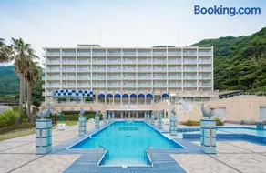 Nishiizu Crystal View Hotel - Image 1