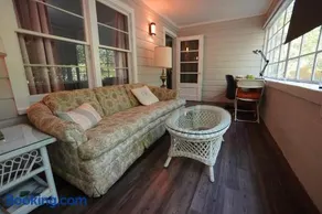 Pine Haven Getaway -Crib, Pets Welcome, Perfect for Families & Groups - Image 2
