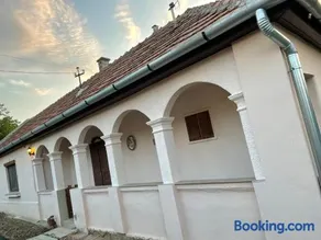 Dombos Vendégház - Image 2