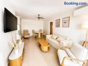 Elegant apartment between Cannes and Antibes - Image 3