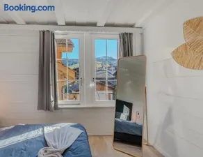 Comfy, Spacious and Central Duplex Apartment - Image 4