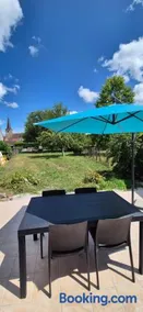 Maison plein coeur de village - Image 1
