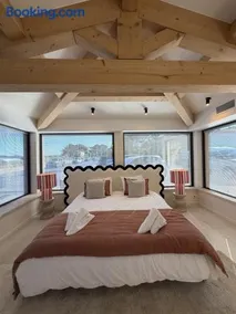 Sea-view loft in Grimaud Facing Saint-Tropez - Image 4