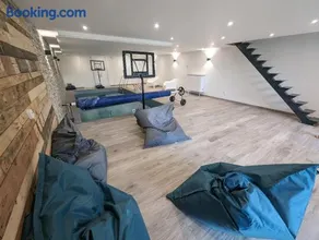 CHEZ ANITA - Image 2
