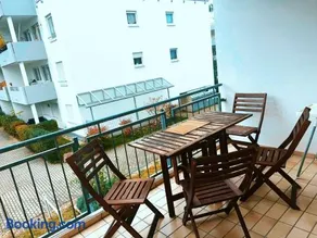 Apartment an der Uni mit Tiefgarage und Loggia - Image 4