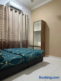 Zuriana Ashraf Homestay Kota Bharu - Image 1