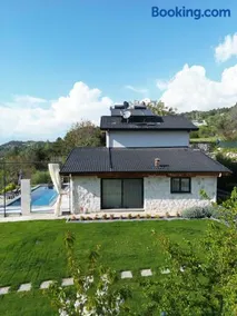 VIlla Serene - Image 2
