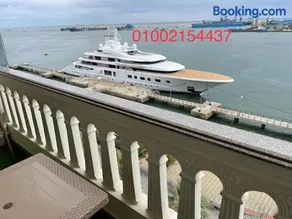 شقة 702 عائليه كبيره مطله علي قناة السويس والبحر - Image 1