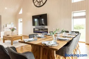 Seaside Villa - luxury home with sea views - Image 3