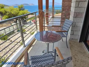 Stone Villa at Alyki Beach - Image 3