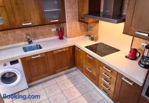Agustina Apartment - Image 2