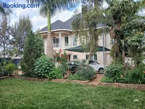 Kigali Quite Garden Apartment - 4 Bedrooms - Image 1
