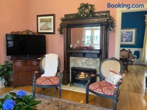 Historic Wilson House - Magnolia Room - Image 4