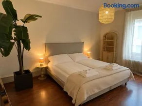 Stylish old building - Parking - 16 minutes to Zurich - Image 1