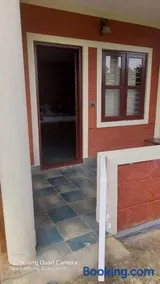 Lakeview Homestay Cottage AC room - Image 2