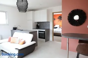 Les Maisons de Louise - Image 1