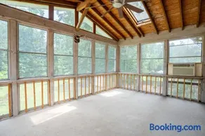 Quiet & Spacious Home Perfect for Families&Groups - Image 2
