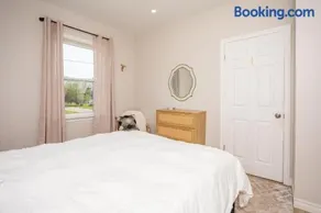 Mariners Daughter 3bdrm house in seaside village - Image 2