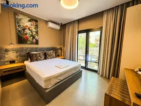 CALEA - Luxury Suites - Image 1