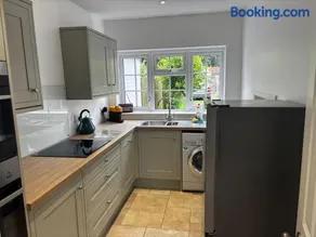 Vicarage Gardens, Wingham - Image 3