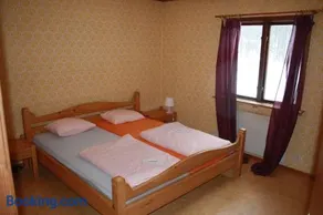 Nice house with new bathroom, good accessibility - Image 4