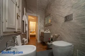 Pantheon Charming Accommodation - Image 5
