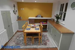 Willow Cottage Cosy Cornish Rural Retreat - Dog Friendly Cornwall - Image 4