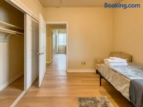 Oakley Bay Area Haven - Image 3