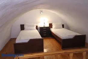 Schinos Apartments - Image 4