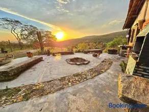 Sítio com lindo pôr do sol, tranquilidade na serra de Carrancas com riacho - Image 1